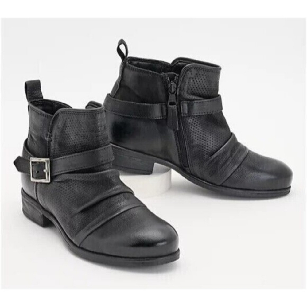 Miz Mooz Suzy Leather Black Ankle Boots